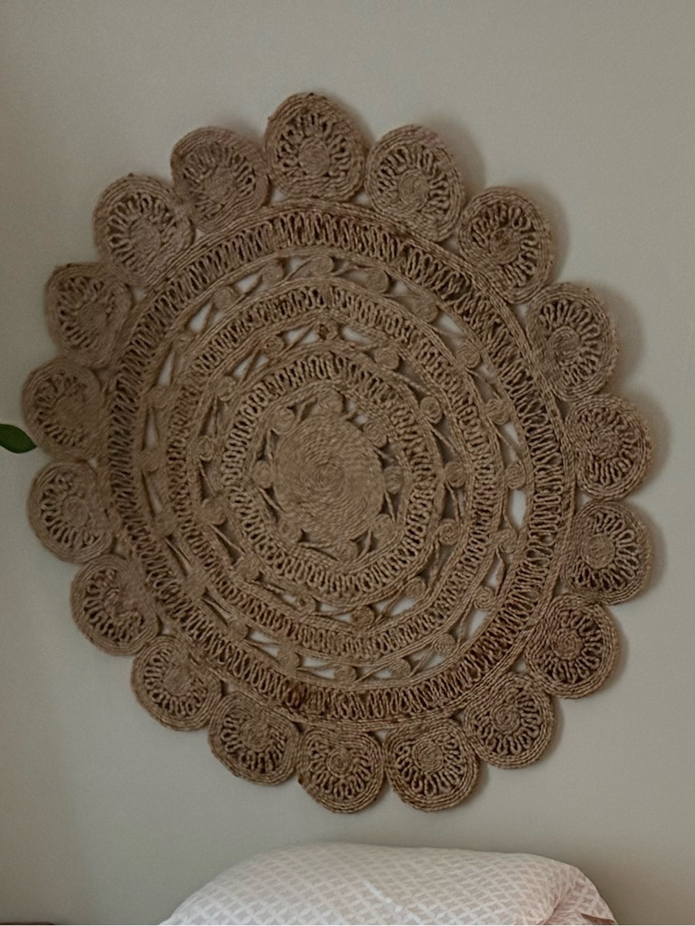 Round Jute Rug - Picture 4 of 4
